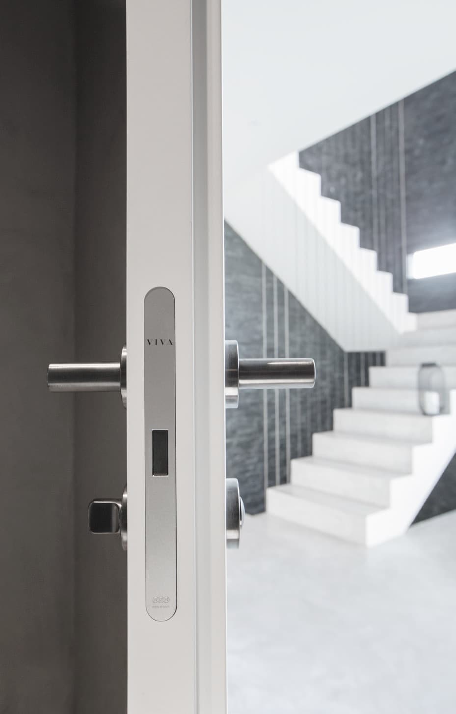 Viva Porte
V2
Hinged wooden door — 6