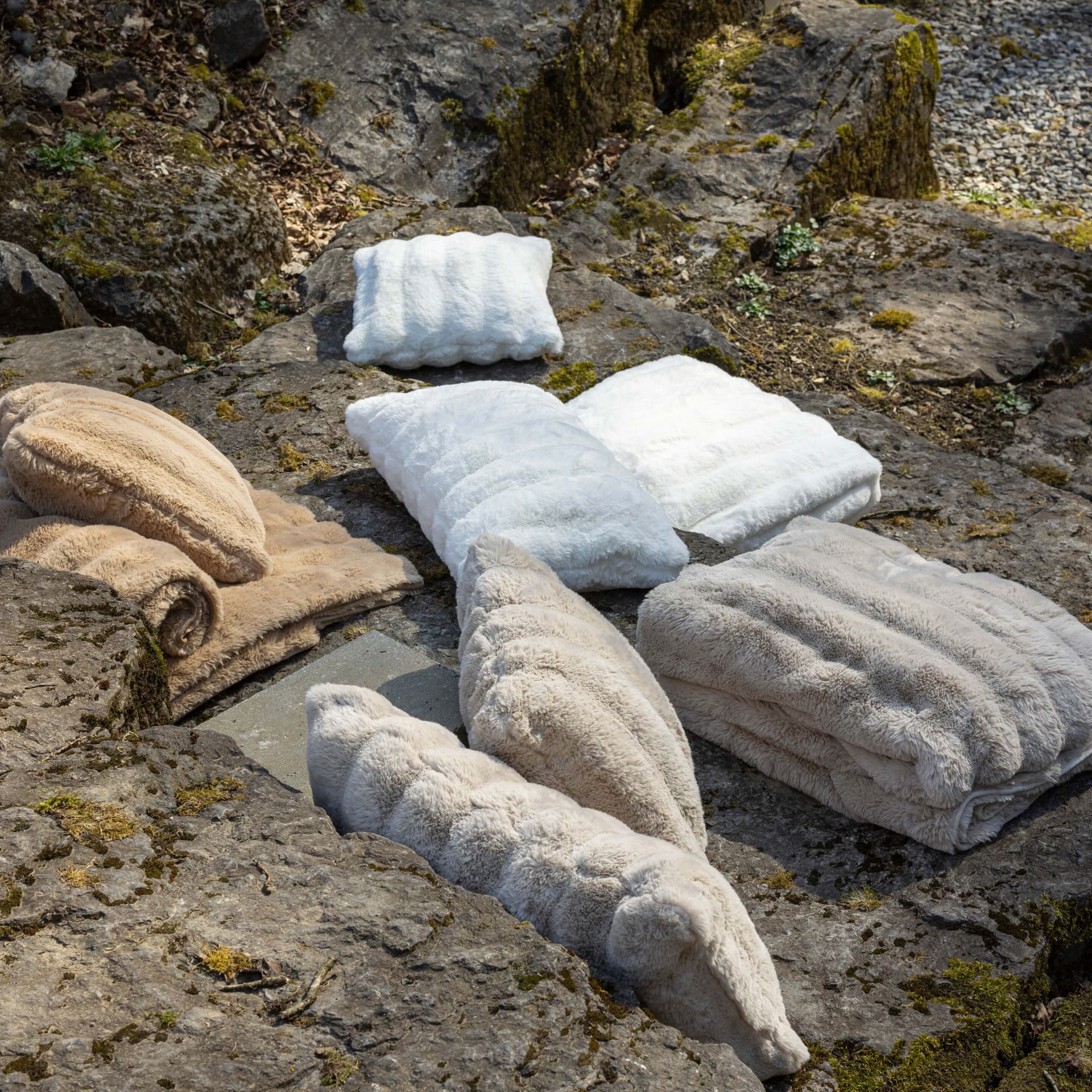 Vivaraise
ASTRID
Fake fur duvet — 3