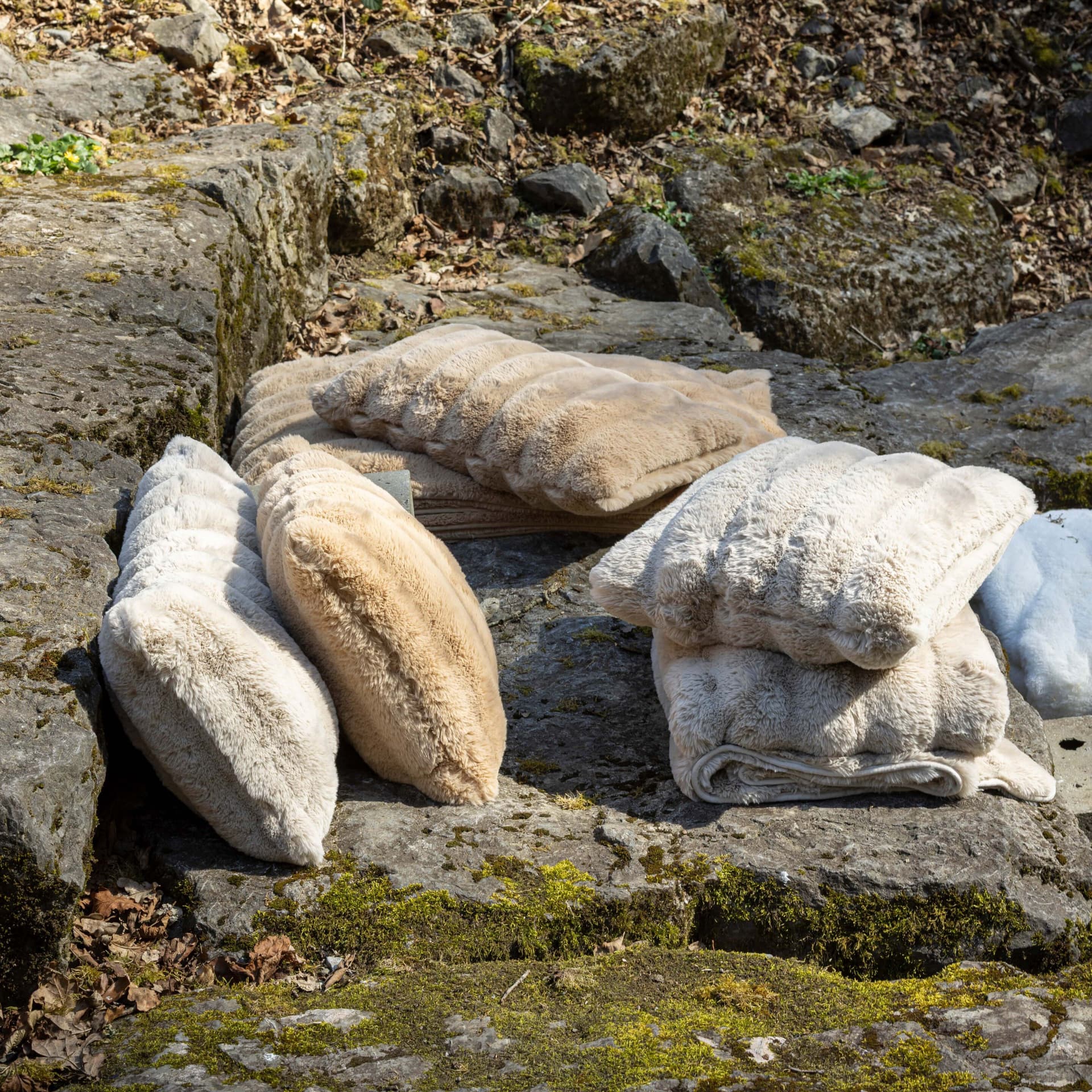 Vivaraise
ASTRID
Fake fur duvet — 4