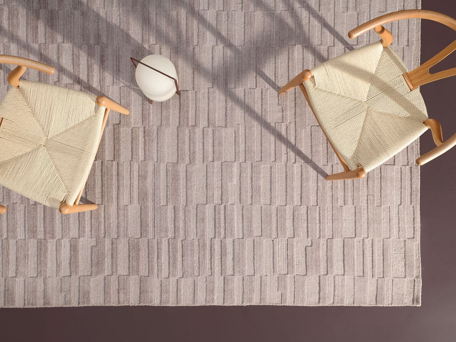 Warli
ALBERS
Handmade rug — 1