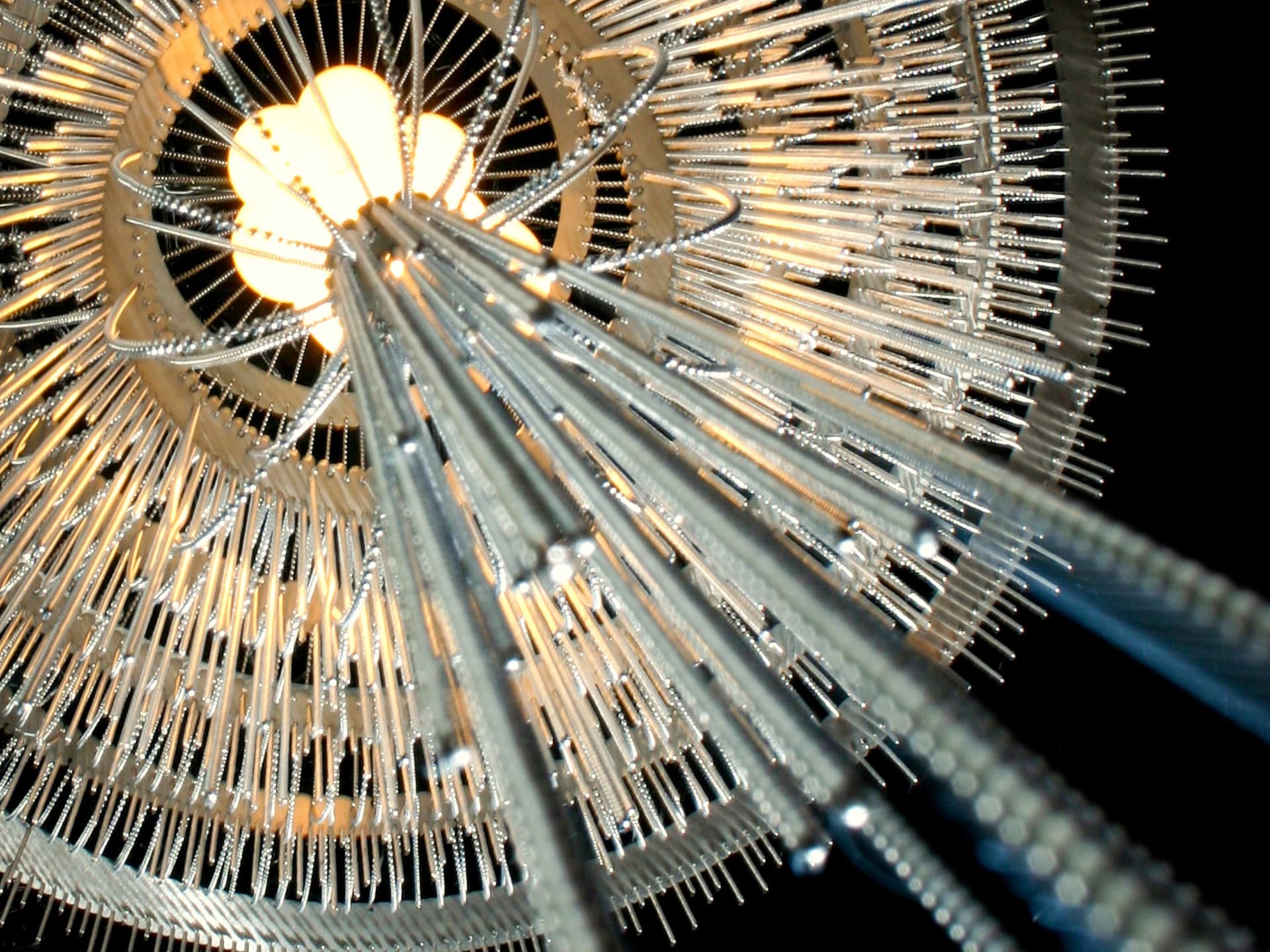 Willowlamp
DROPLET
Chandelier — 21