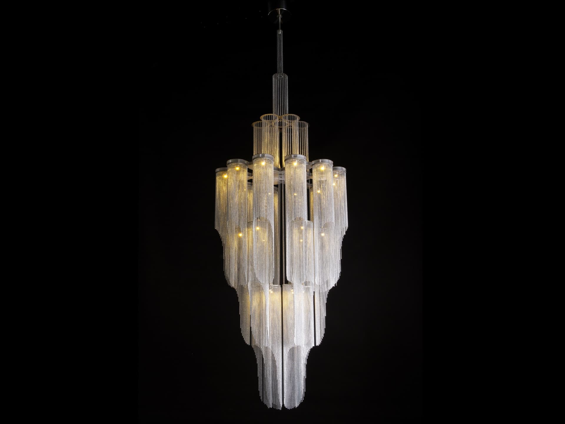 Willowlamp
WINDCHIME
Chandelier — 4