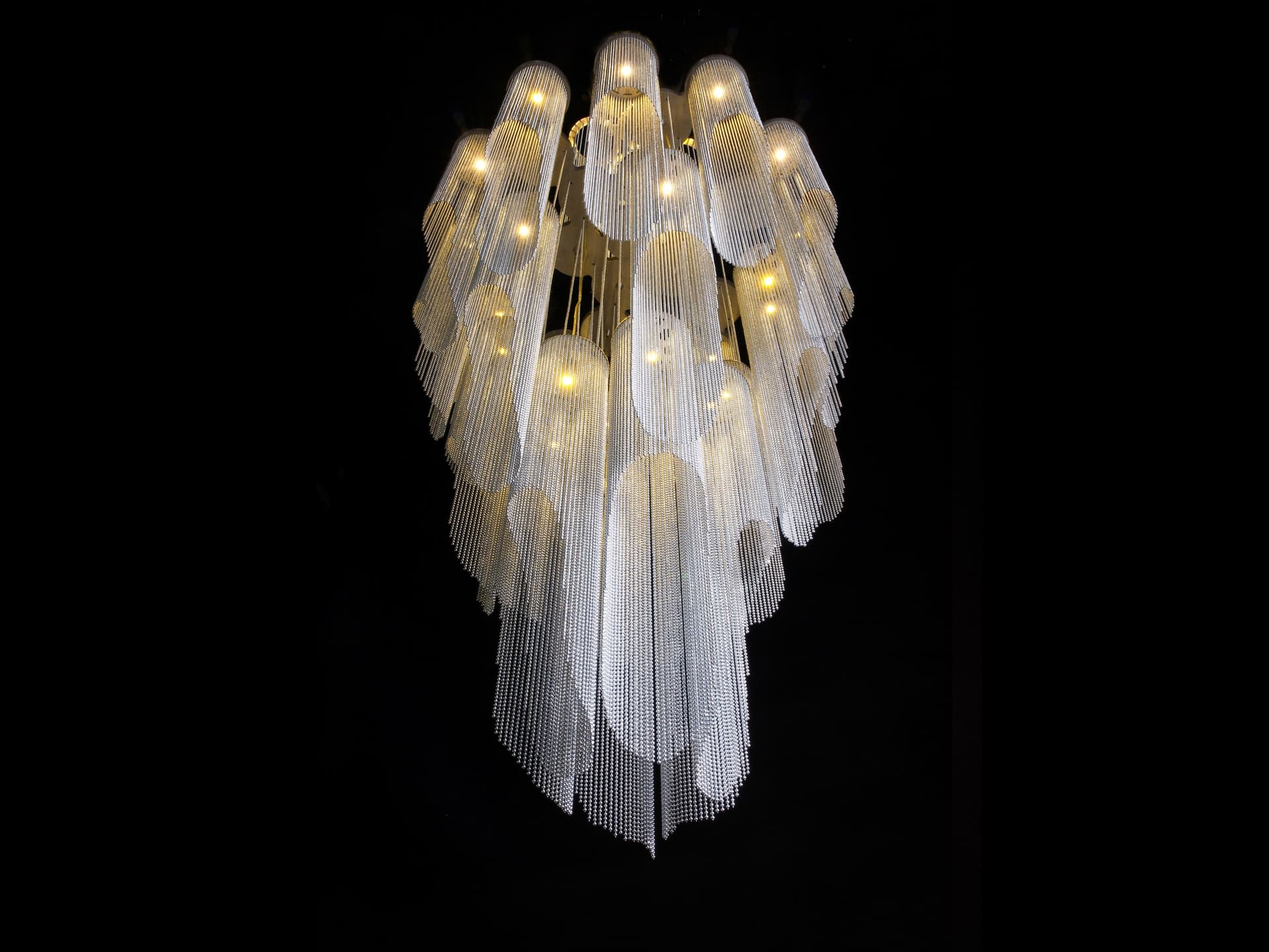 Willowlamp
WINDCHIME
Chandelier — 7