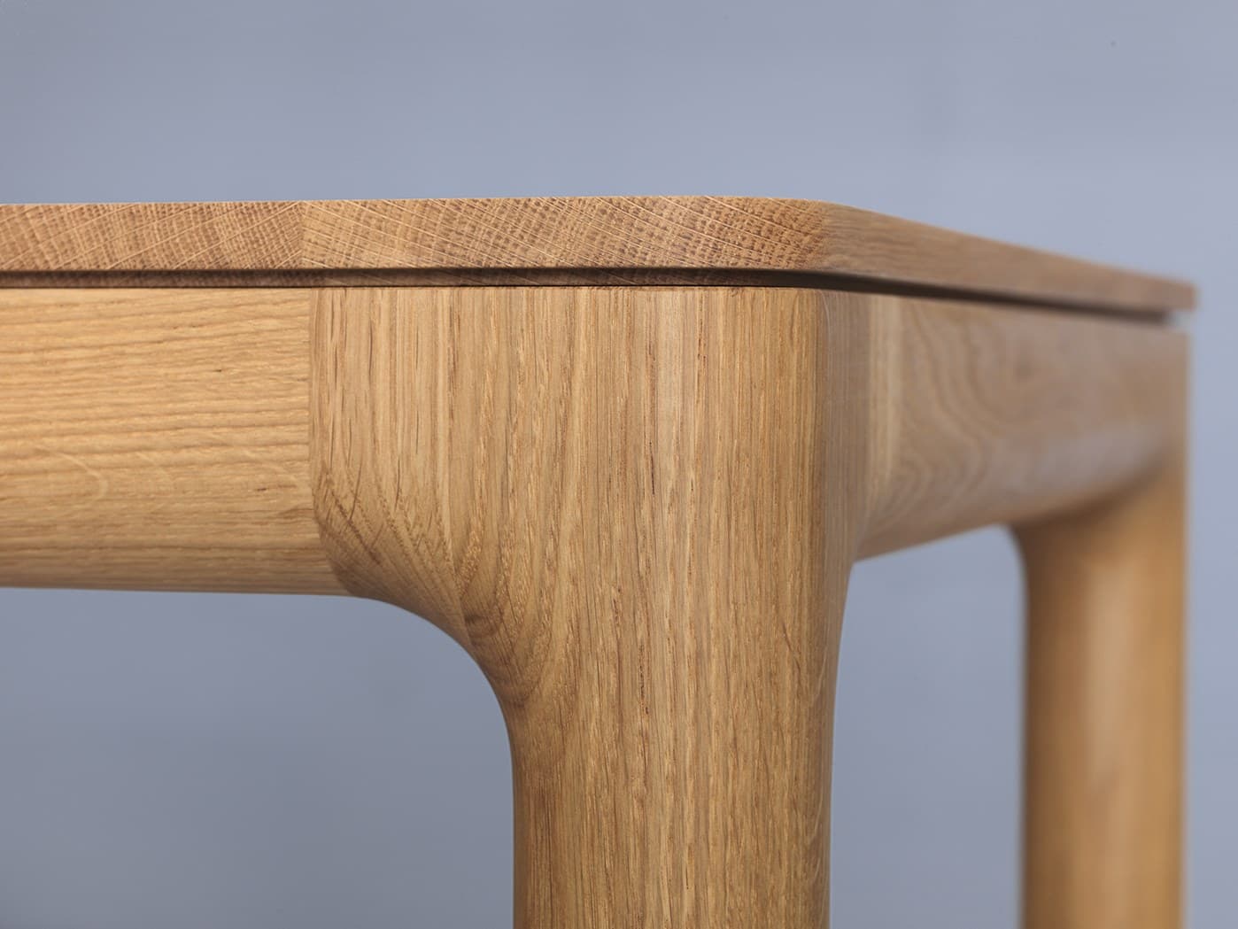 ZEITRAUM
M11
Solid wood table — 14