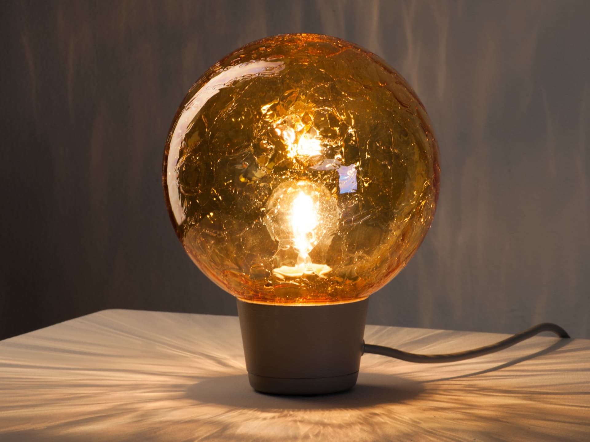 Zero
SHIBUYA
Glass table lamp