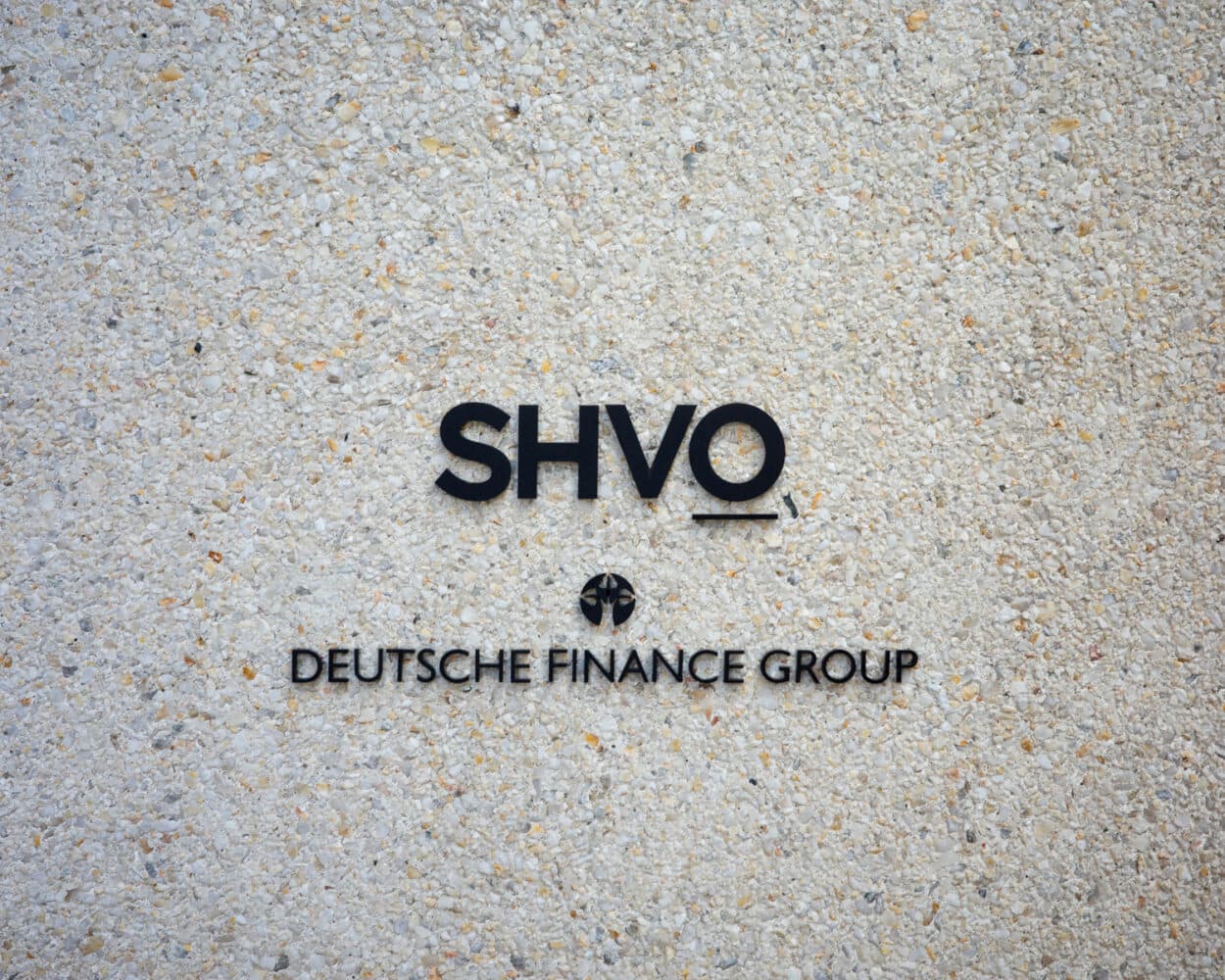 Компания по развитию и инвестициям в недвижимость "SHVO" и лидер в архитектурной отраслиFoster + Partnersвдумчиво и инновационно преобразовали центрTransamerica Pyramid Center, позволили городу сохранить наследие и зажгли будущие возможности одного из поистине знаковых зданий мира. Компания по развитию и инвестициям в недвижимость "SHVO" и лидер в архитектурной отраслиFoster + Partnersвдумчиво и инновационно преобразовали центрTransamerica Pyramid Center, позволили городу сохранить наследие и зажгли будущие возможности одного из поистине знаковых зданий мира.