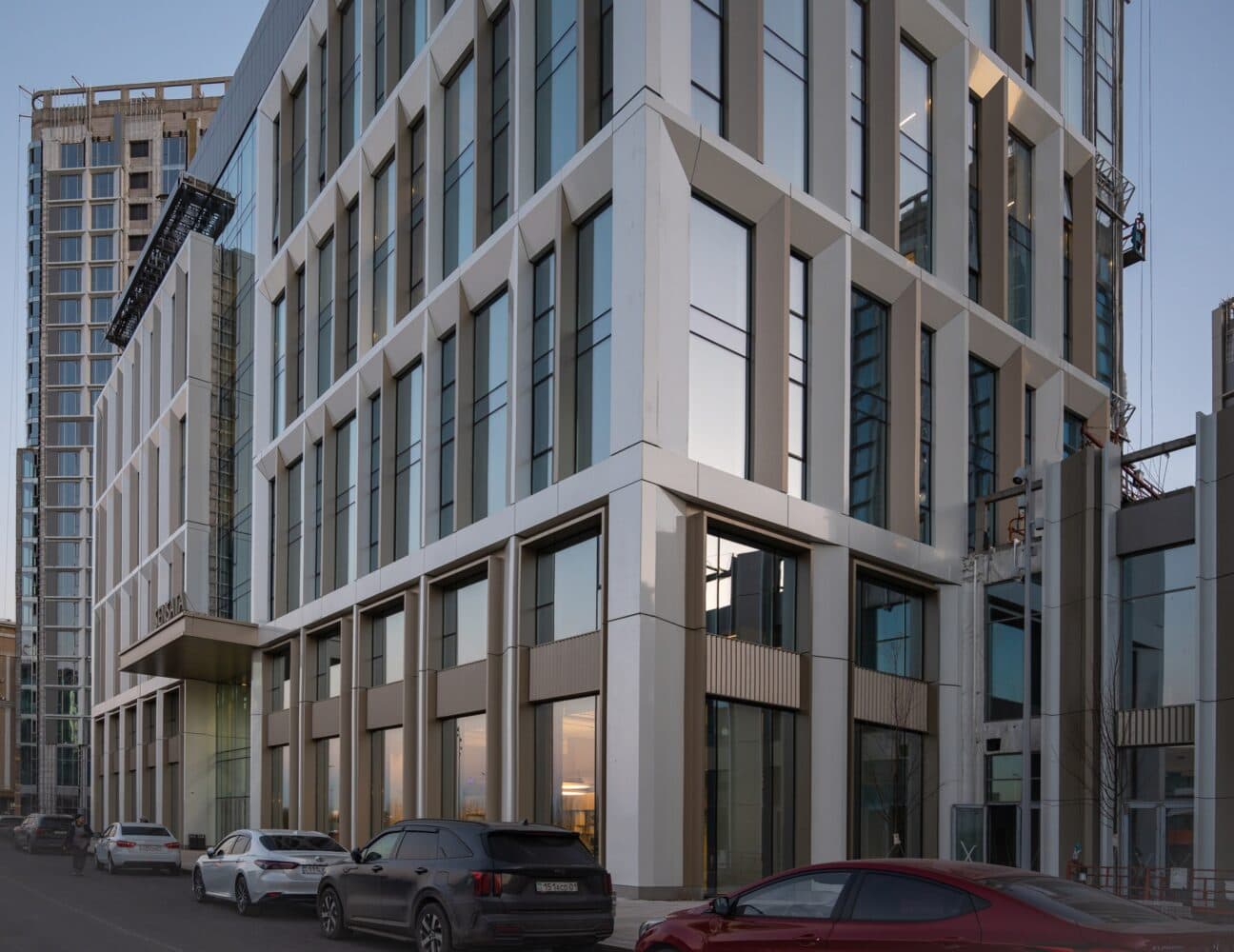 Dara Residence: Контекстуальная архитектура и новая элитарность в столице — Фото 1 Dara Residence: Контекстуальная архитектура и новая элитарность в столице — Фото 1