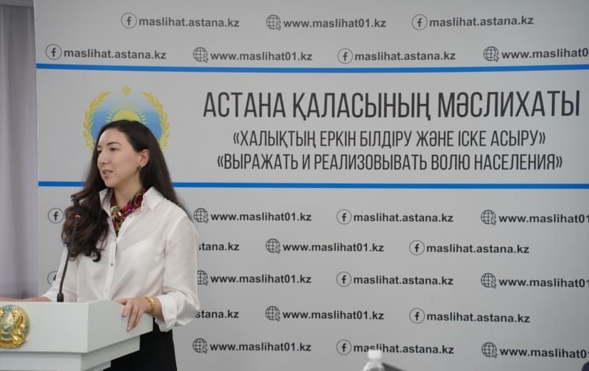Отчёты и критика: Мнения депутатов Отчёты и критика: Мнения депутатов