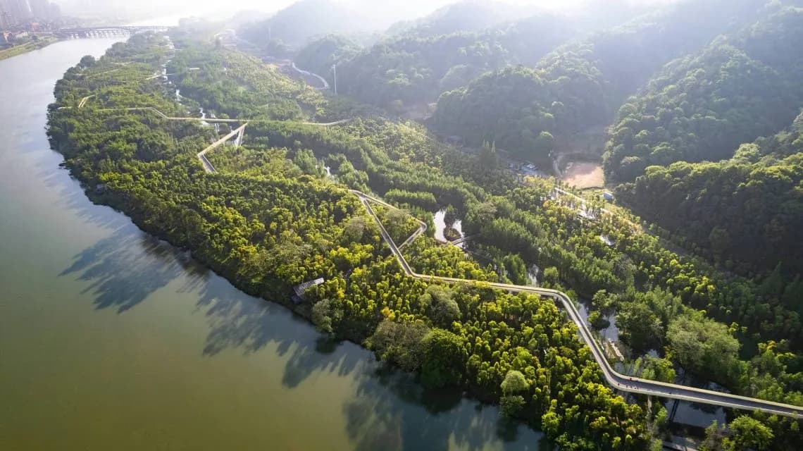Ландшафт Года (Landscape of the Year 2025) – «Принимая Наводнение»: Экологический Коридор Реки Синьцзян (Embracing Flood: Xinjiang River Ecological Corridor),Turenscape Ландшафт Года (Landscape of the Year 2025) – «Принимая Наводнение»: Экологический Коридор Реки Синьцзян (Embracing Flood: Xinjiang River Ecological Corridor),Turenscape
