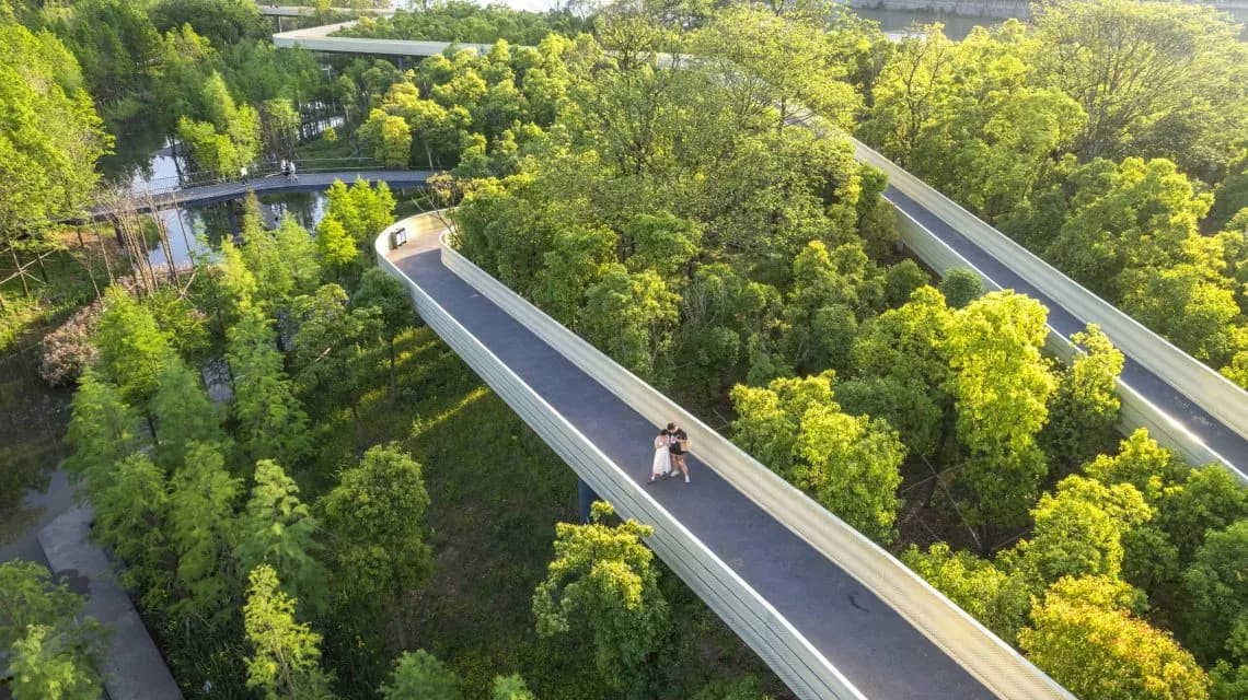 Ландшафт Года (Landscape of the Year 2025) – «Принимая Наводнение»: Экологический Коридор Реки Синьцзян (Embracing Flood: Xinjiang River Ecological Corridor),Turenscape Ландшафт Года (Landscape of the Year 2025) – «Принимая Наводнение»: Экологический Коридор Реки Синьцзян (Embracing Flood: Xinjiang River Ecological Corridor),Turenscape