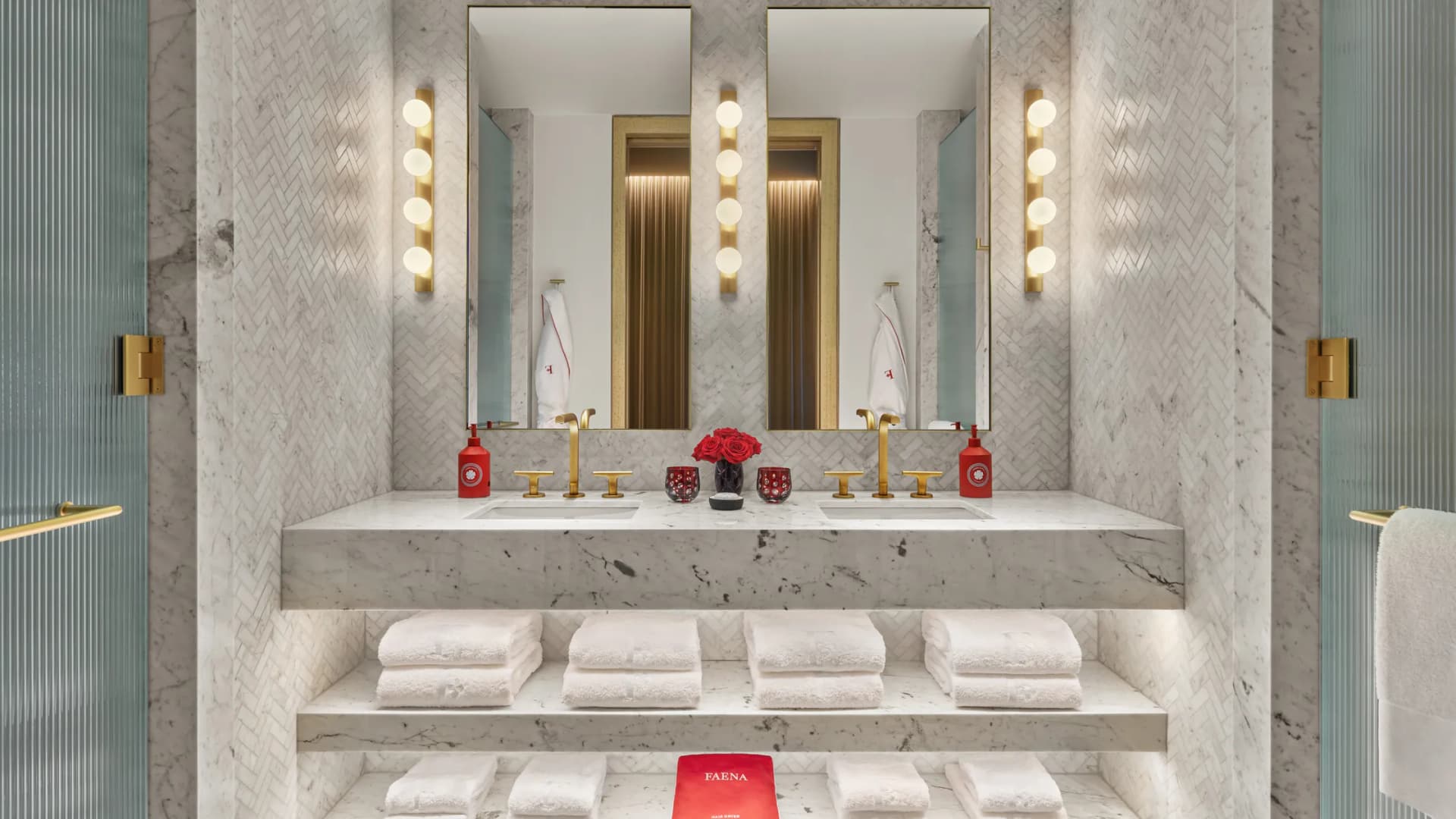 Театральный максимализм Faena New York — Фото 1 Театральный максимализм Faena New York — Фото 1