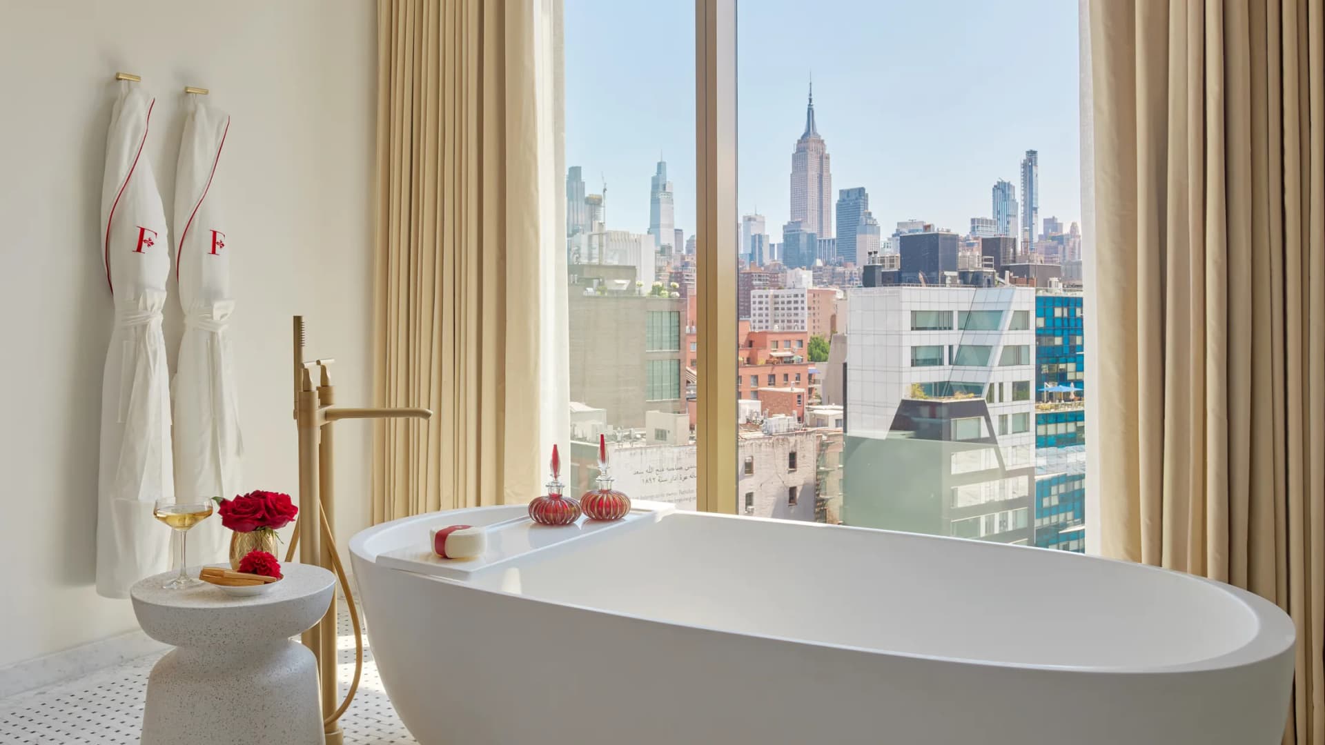 Театральный максимализм Faena New York — Фото 1 Театральный максимализм Faena New York — Фото 1