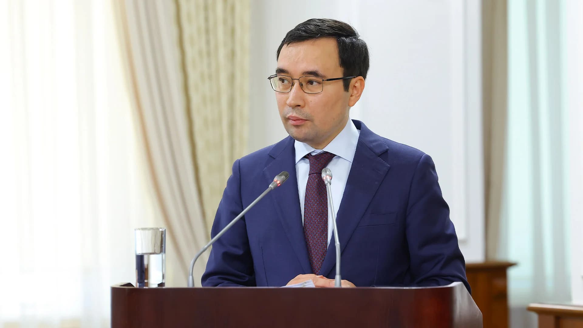 СЕО Alatau City Authority Алишер Абдыкадыров доложил об увеличении инвестиционного пула до 67 проектов. СЕО Alatau City Authority Алишер Абдыкадыров доложил об увеличении инвестиционного пула до 67 проектов.