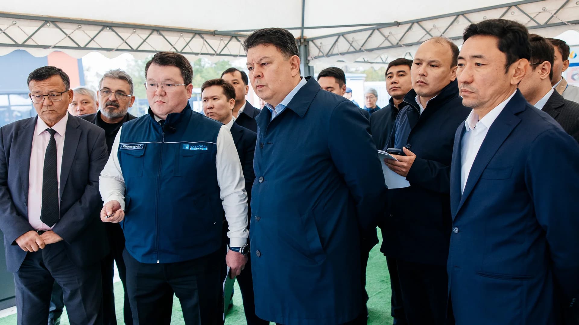 Делегация Правительства совместно с представителями газового сектора инспектирует готовность новых энергетических мощностей. Делегация Правительства совместно с представителями газового сектора инспектирует готовность новых энергетических мощностей.
