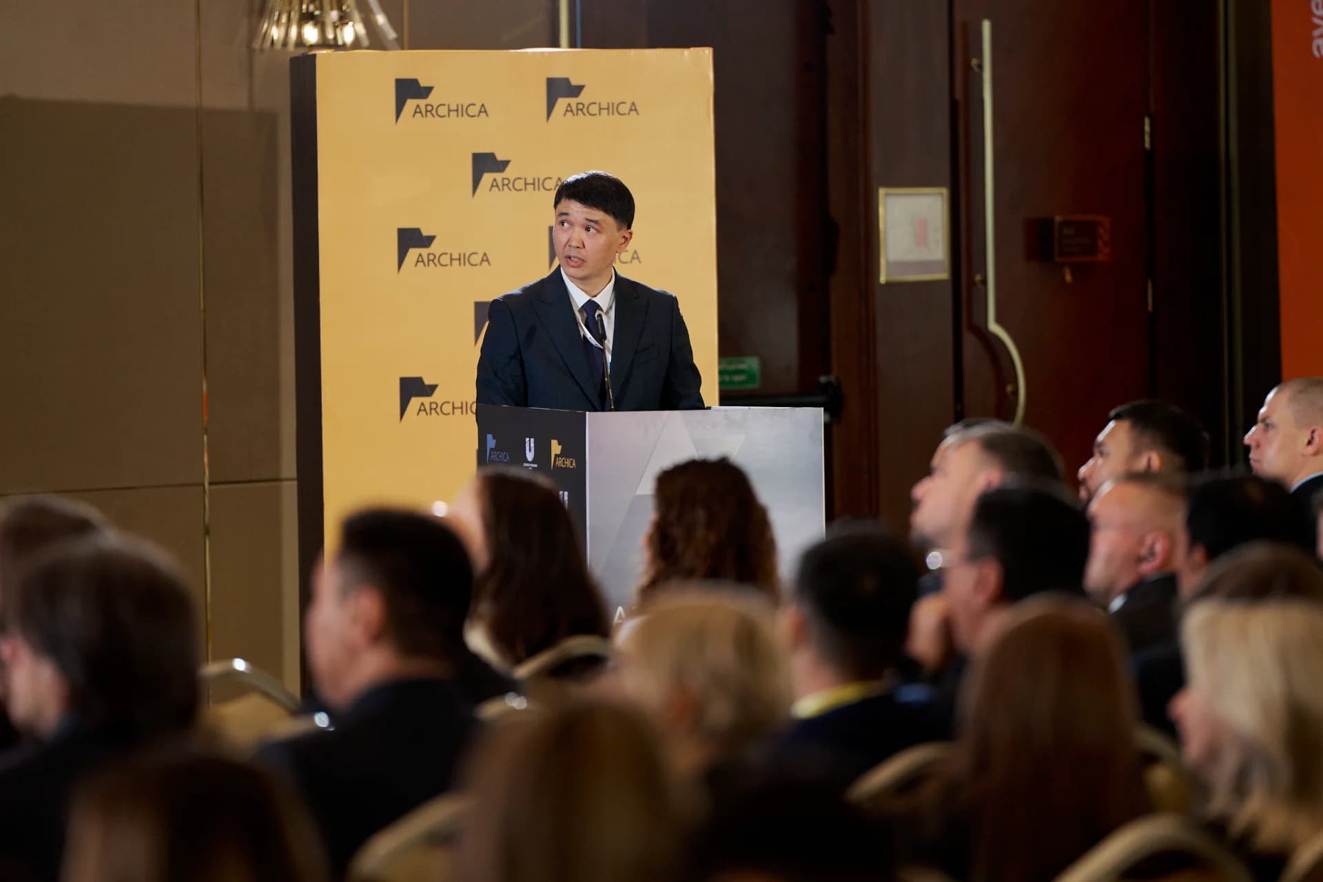 Генеральный директор ТОО «НИПИ Астанагенплан» Руслан Жакупов на пленарной сессии ARCHICA 2026. Фото: Adil Abiltayev / ARCHICA 2026 Генеральный директор ТОО «НИПИ Астанагенплан» Руслан Жакупов на пленарной сессии ARCHICA 2026. Фото: Adil Abiltayev / ARCHICA 2026