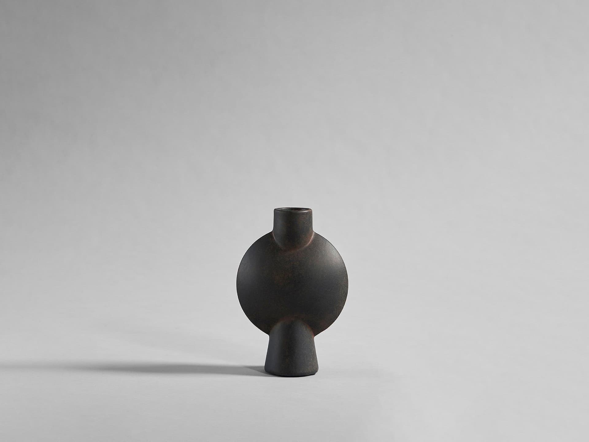 101 Copenhagen
SPHERE VASE BUBL MINI
Ceramic vase