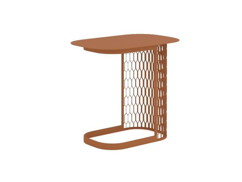 10Deka
VENTURA AL SIDE TABLE
Powder coated aluminium garden side table