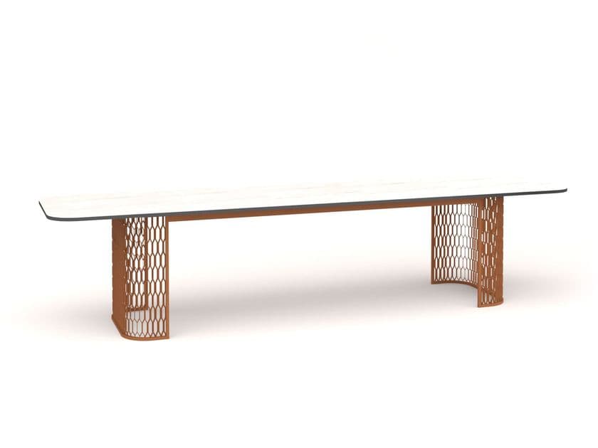 10Deka
VENTURA SIDE TABLE
Rectangular HPL garden side table