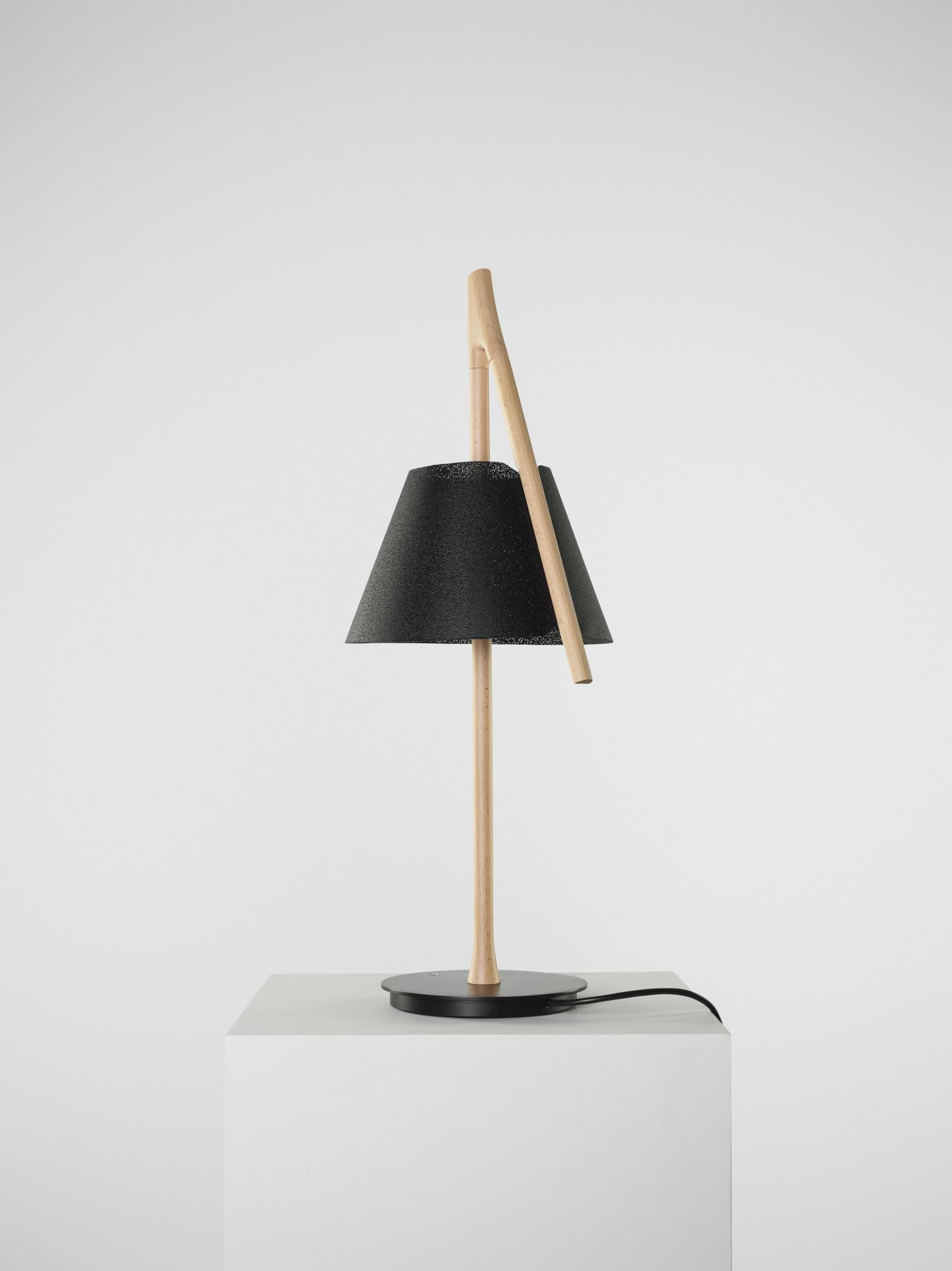 A-Emotional Light
CAMBO CM01
LED steel and wood table lamp