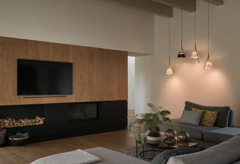 A-Emotional Light
CAMBO CM104G
LED steel and wood pendant lamp