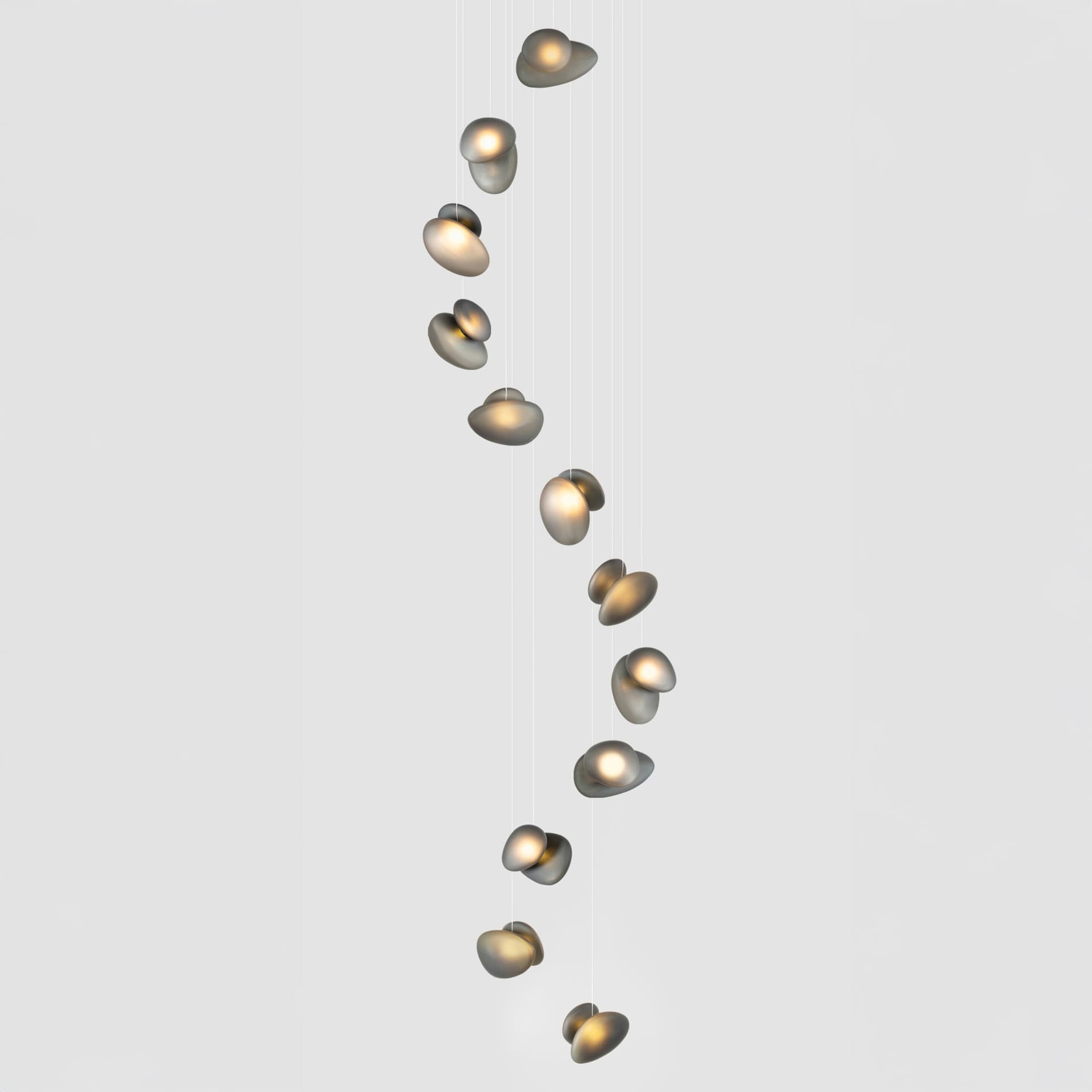 A-N-D
PEBBLE CHANDELIER 12
LED blown glass pendant lamp