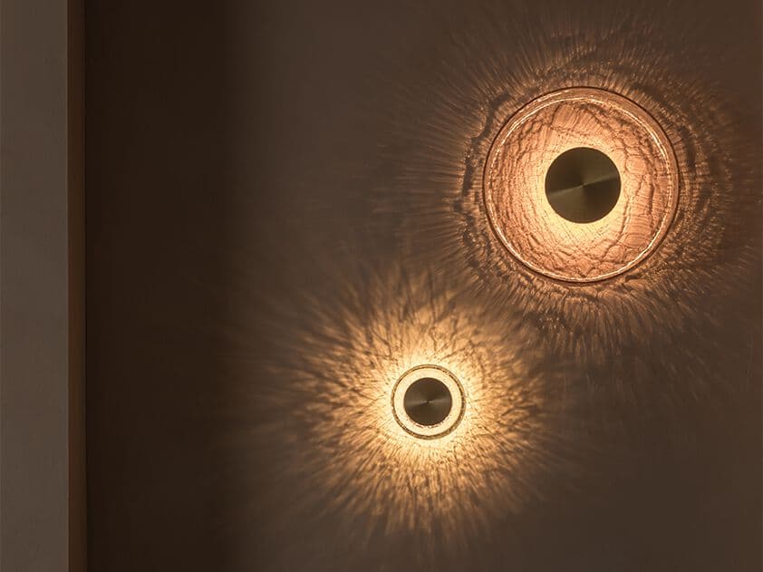 ADesignStudio
CRACKLE W4
LED glass wall lamp