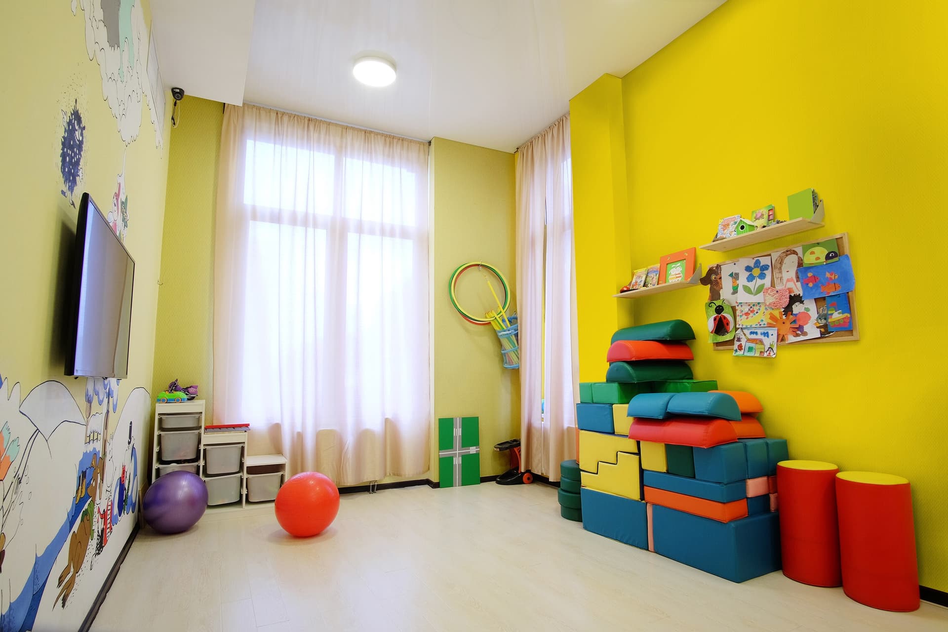 ADFORS
EASY PAINT
Paintable glass fibre wallcovering