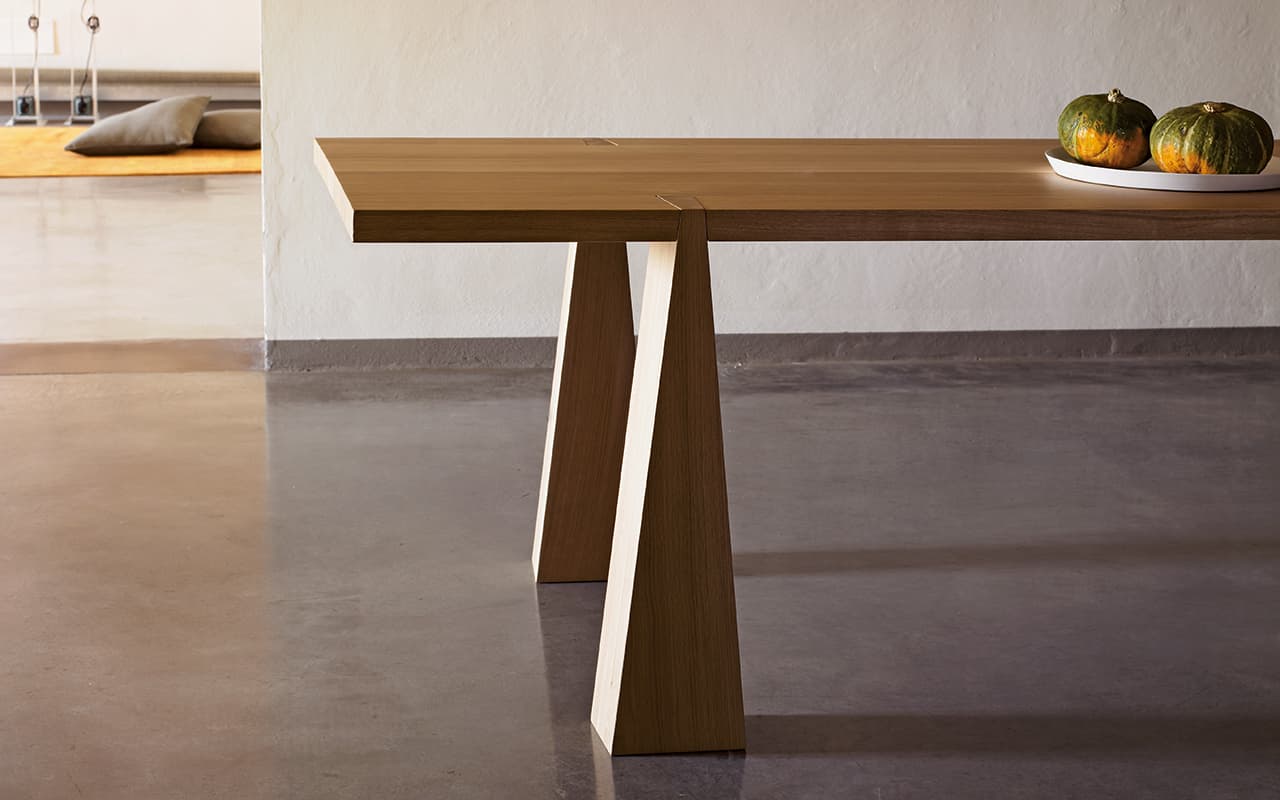 Agapecasa
INCAS
Rectangular wooden table