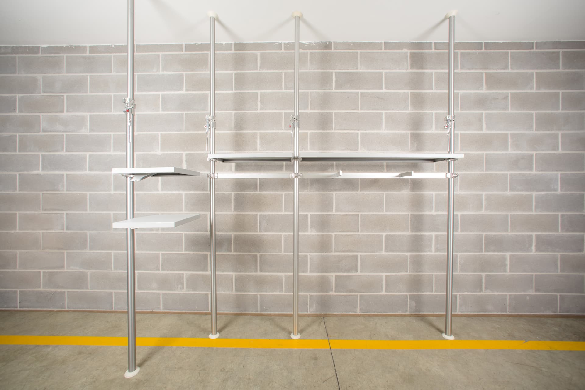 ALU
AUTOPOLE
Modular retail display unit