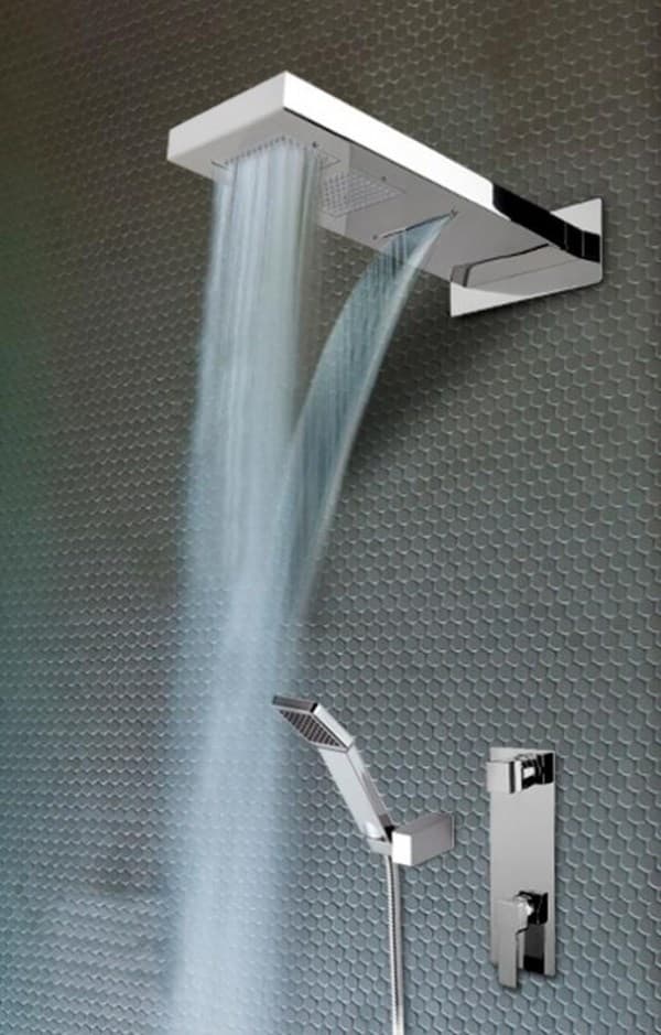 Ama Luxury Shower
NINFE WELLNESS
Stainless steel shower set with hand shower with overhead shower