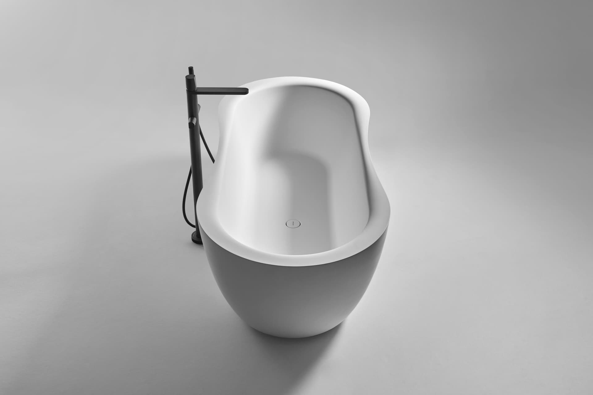 Antoniolupi
FIDA
Freestanding natural stone bathtub