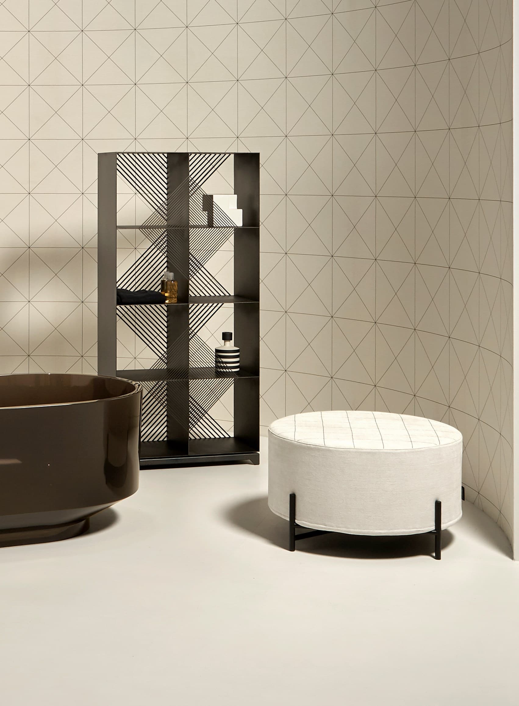 Antoniolupi
PAESAGGI SOSPESI
Fabric pouf with removable lining