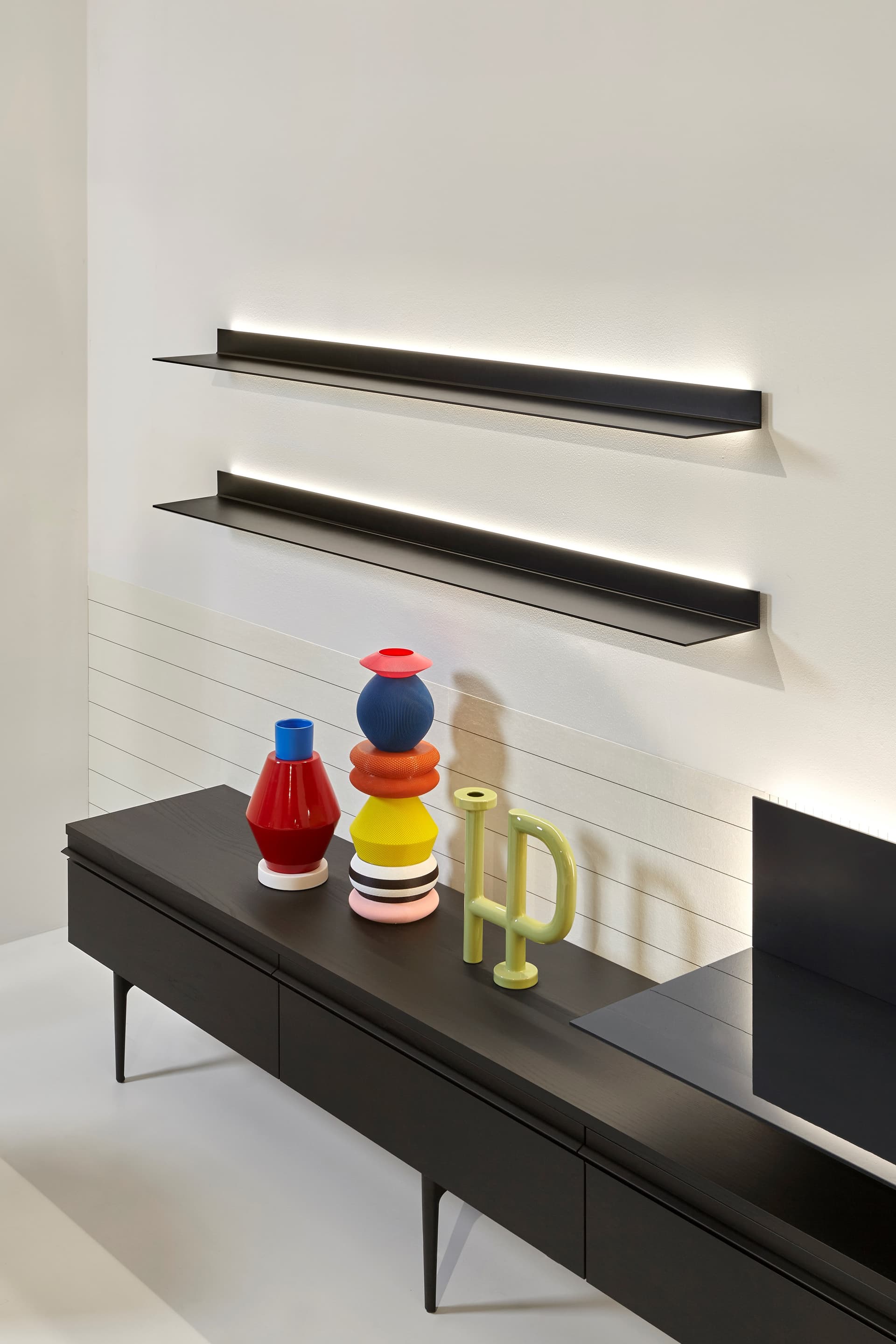 Antoniolupi
TEKNA
Aluminium bathroom wall shelf