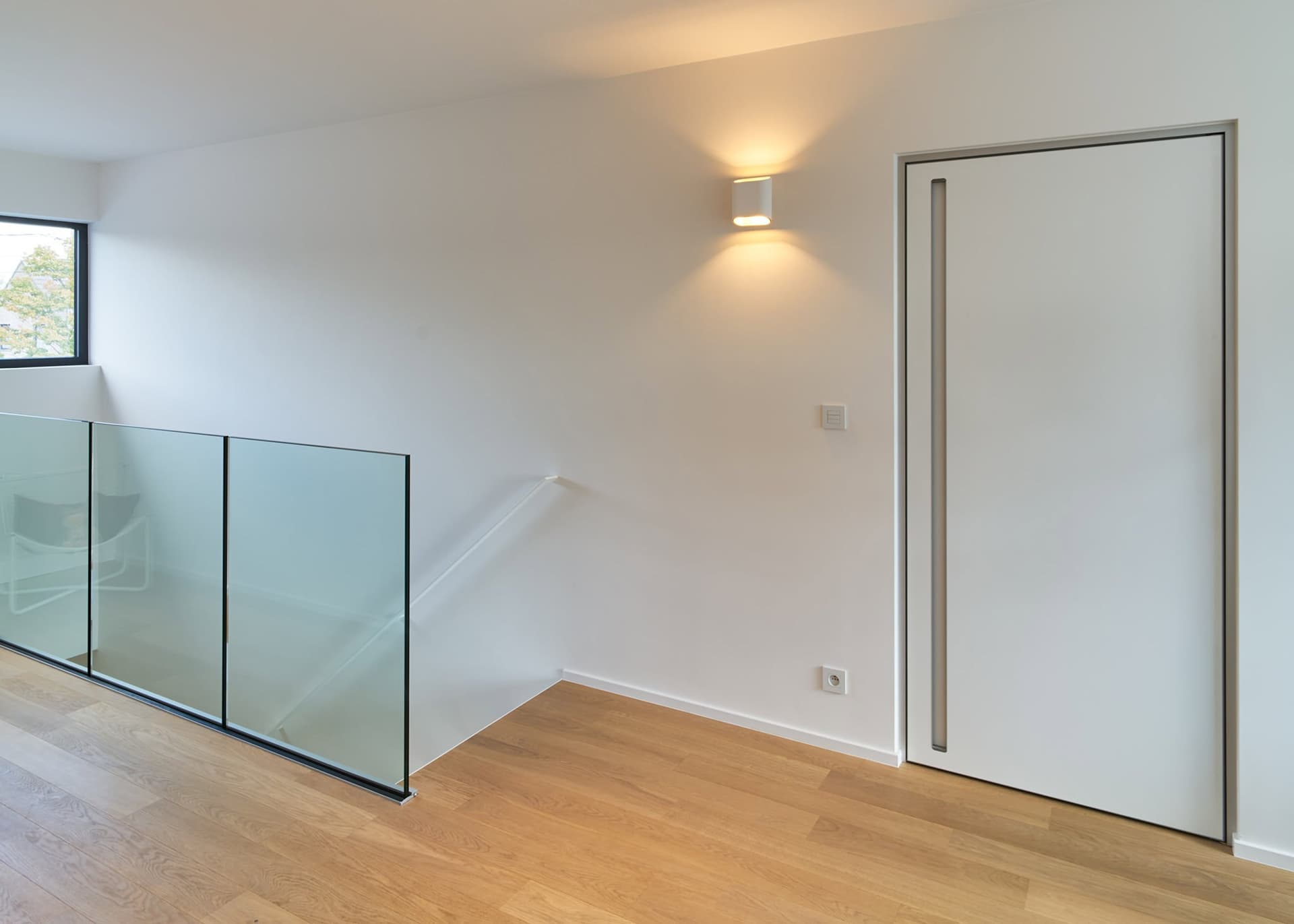Anyway Doors
SVD BKO
HPL pivot door with vertical built-in handle