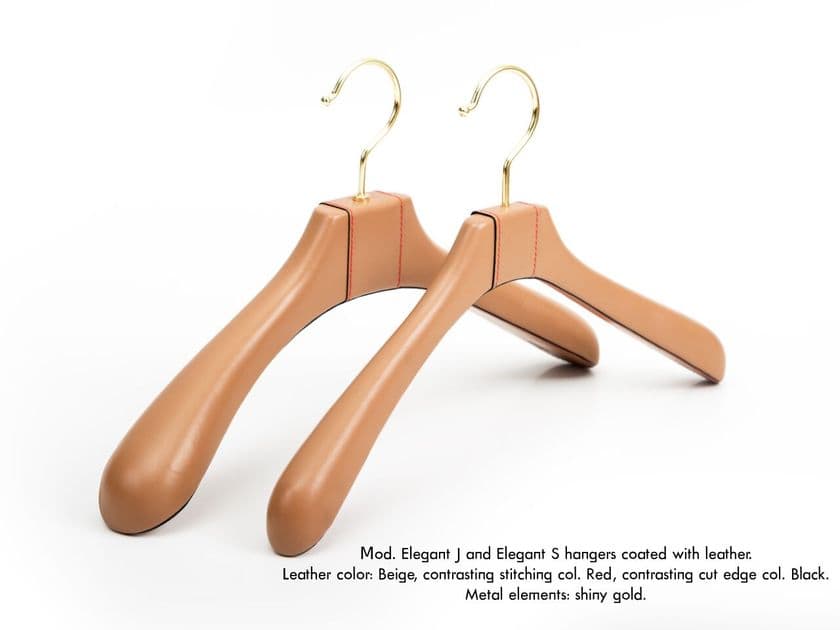 Armadini Collection
ELEGANT S
Leather clothes hanger