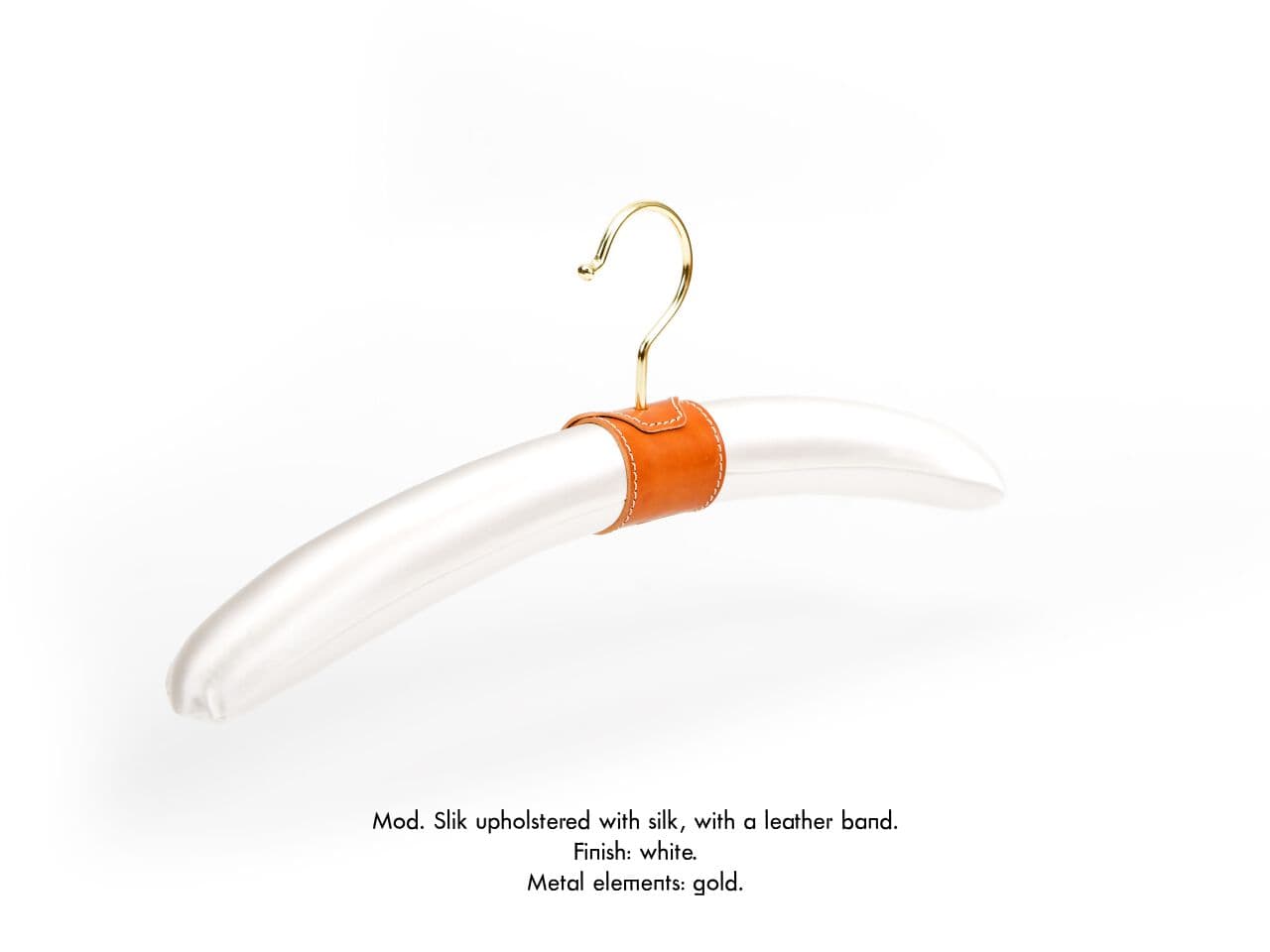 Armadini Collection
Silk clothes hanger
Upholstered hanger