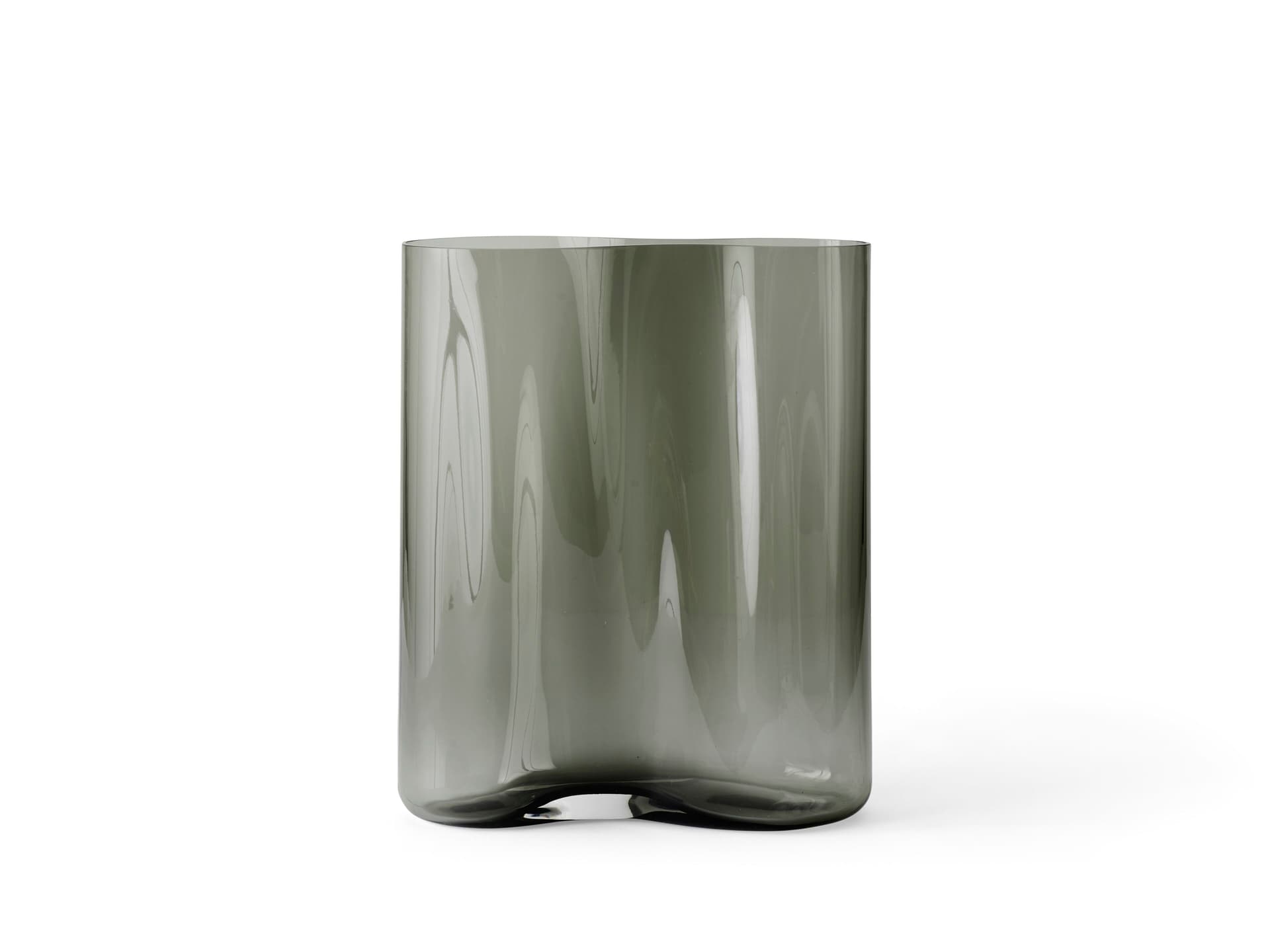 Audo Copenhagen
AER
Blown glass vase