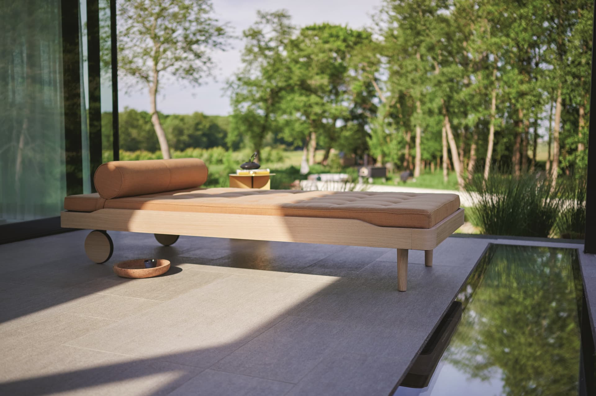 Auping
NOA
Day-bed with beech frame and fabric padding