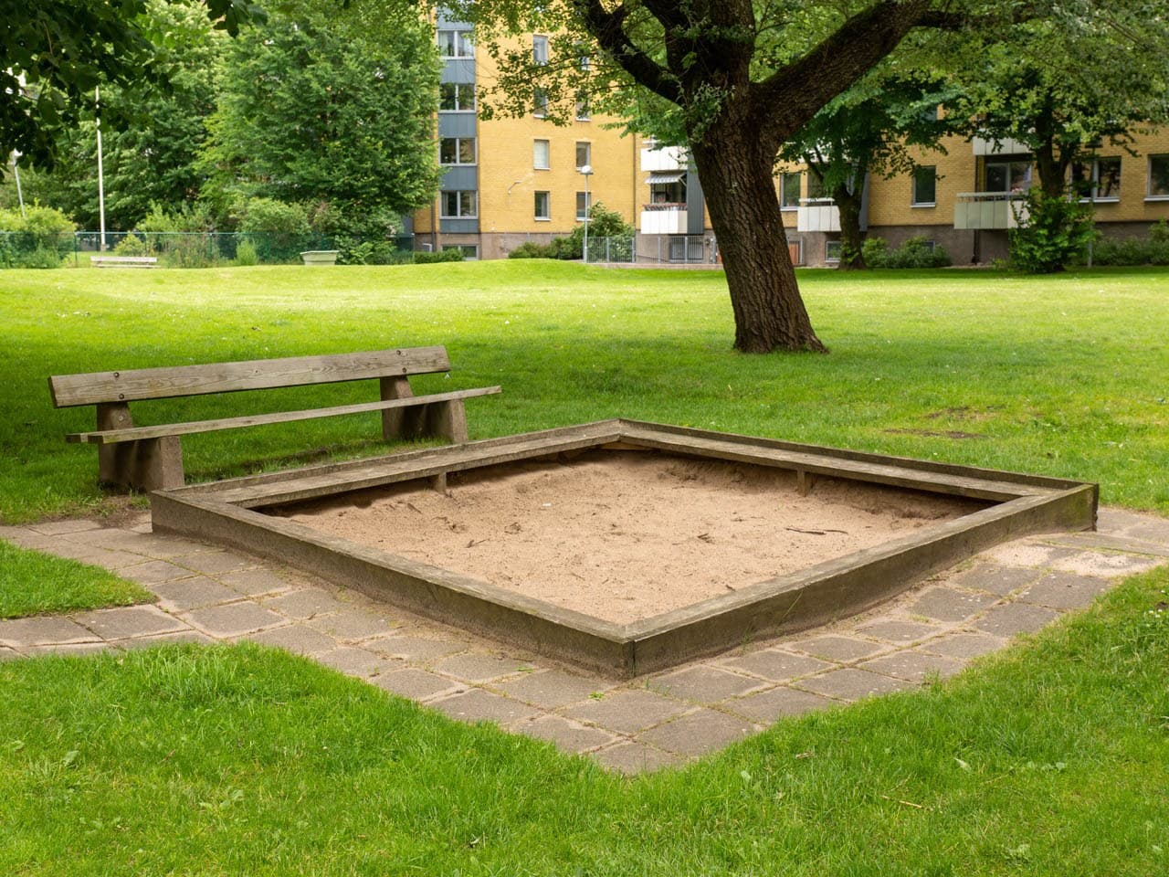PLAY GAME SAND