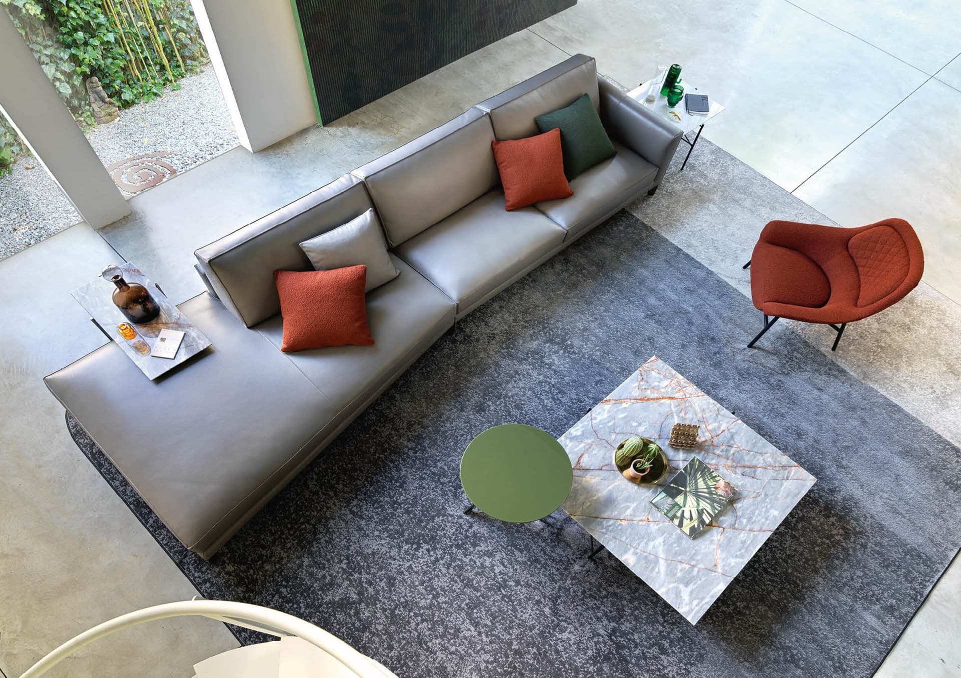 BertO
TIME BREAK
Leather sofa