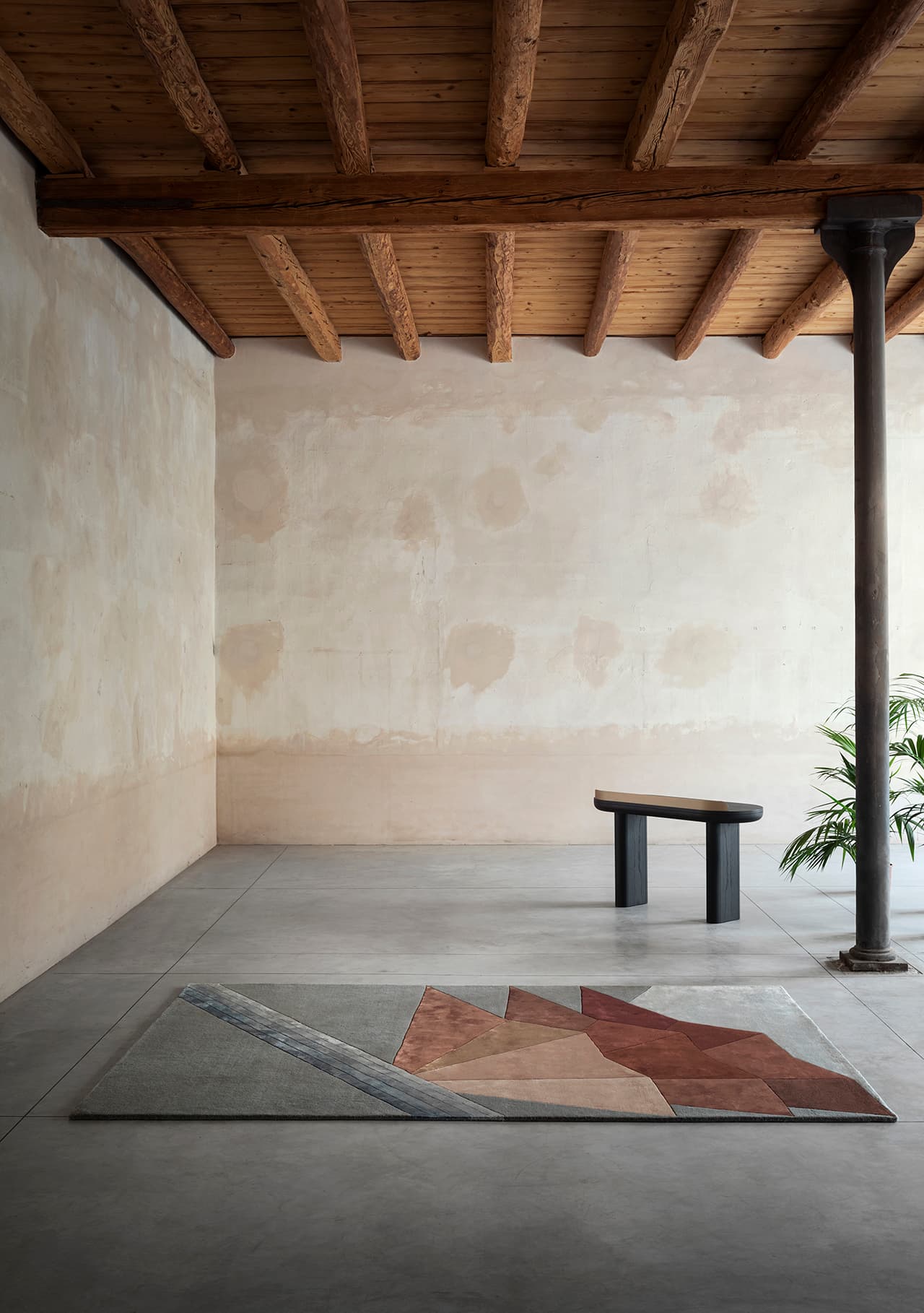 Besana Moquette
BILOBA
Patterned rug