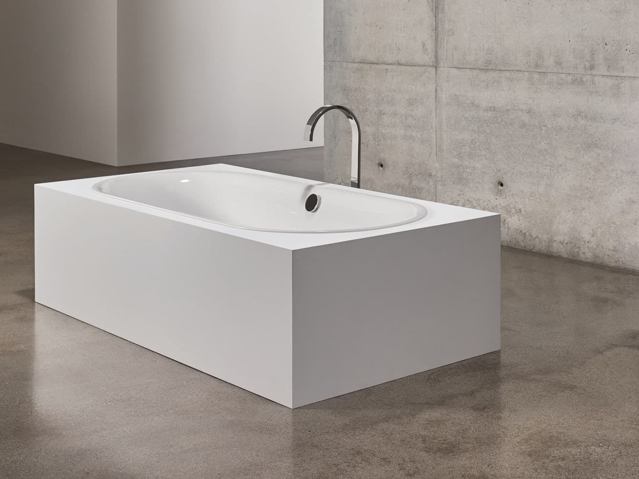 Bette
BETTELUX OVAL
Built-in oval bathtub