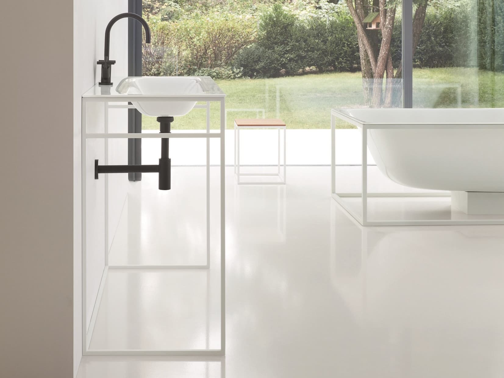 Bette
BETTELUX SHAPE
Rectangular single enamelled steel washbasin