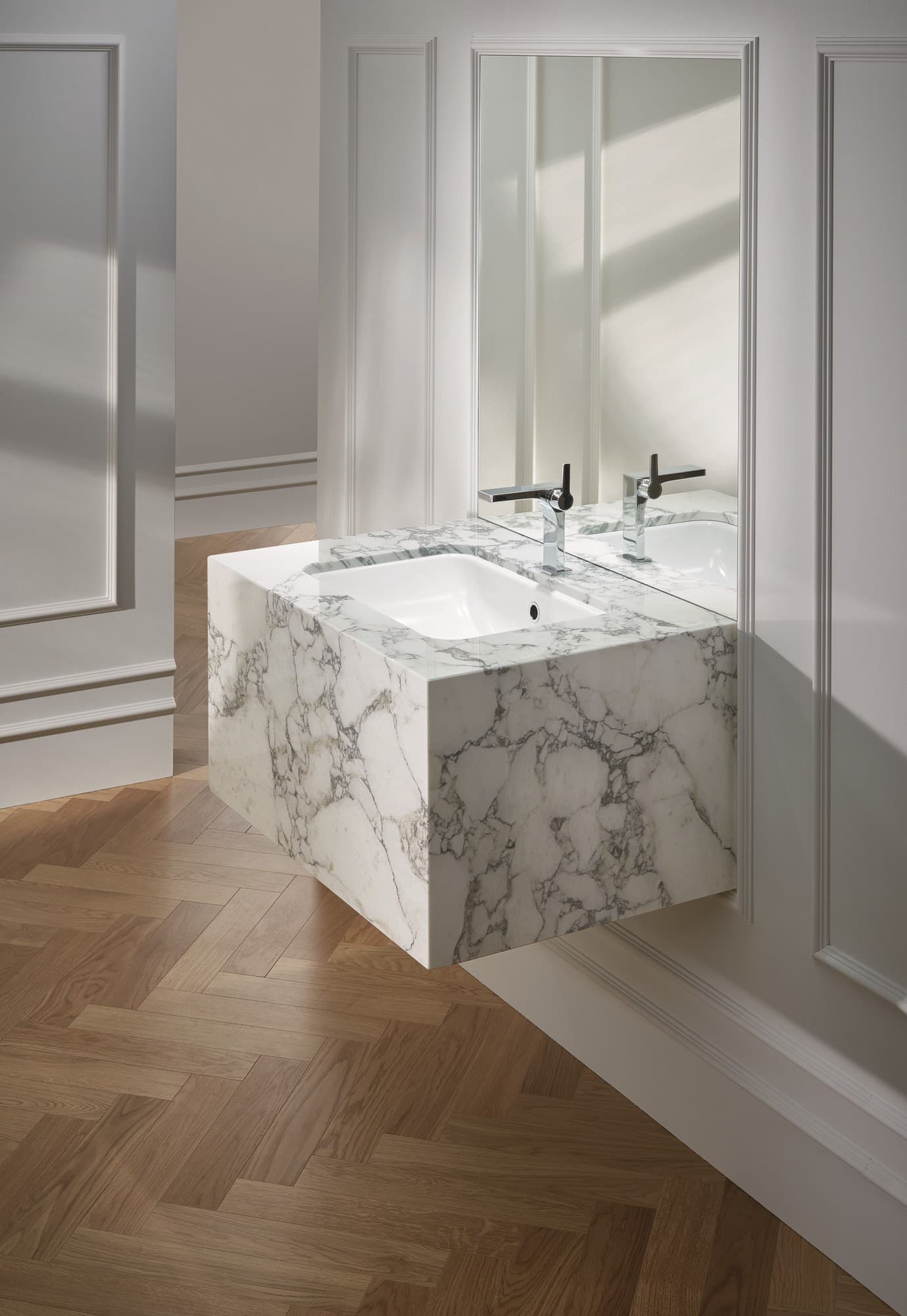 Bette
BETTEONE
Undermount rectangular enamelled steel washbasin