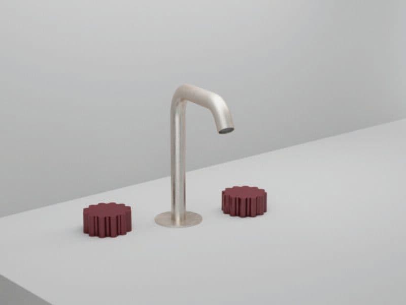 Bongio
MARGOT
3 hole chromed brass washbasin tap