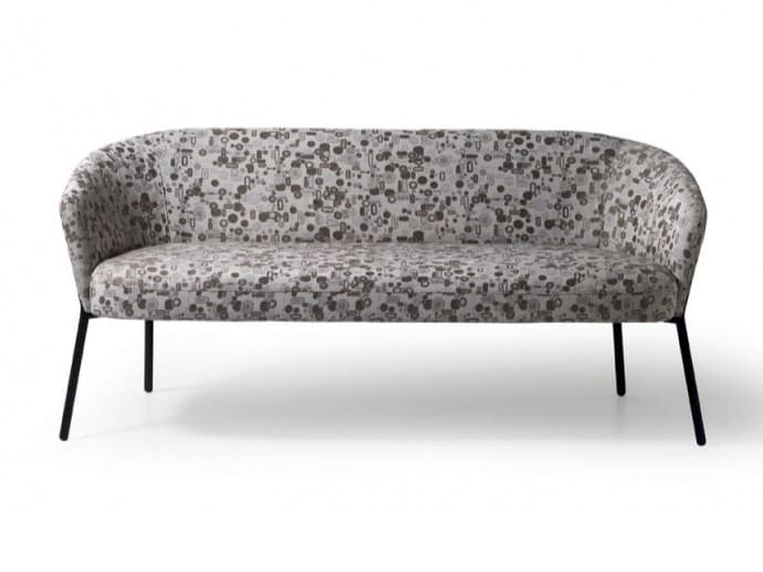 BROSS
WAM
Fabric small sofa