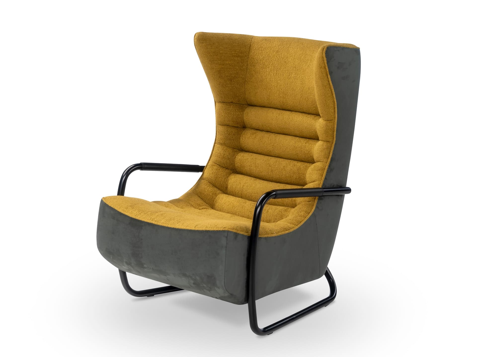 Calia Italia
GERRIT
Wing sled base fabric armchair with armrests