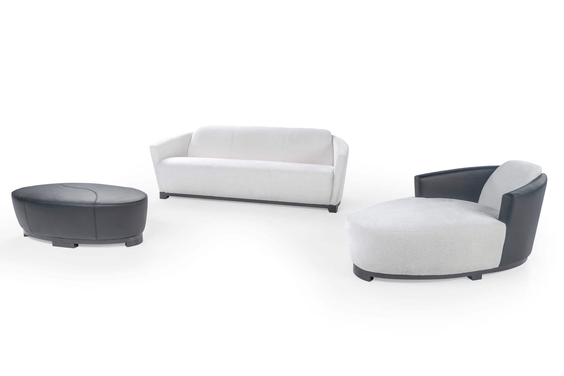 Calia Italia
HOTEL
Oval fabric pouf