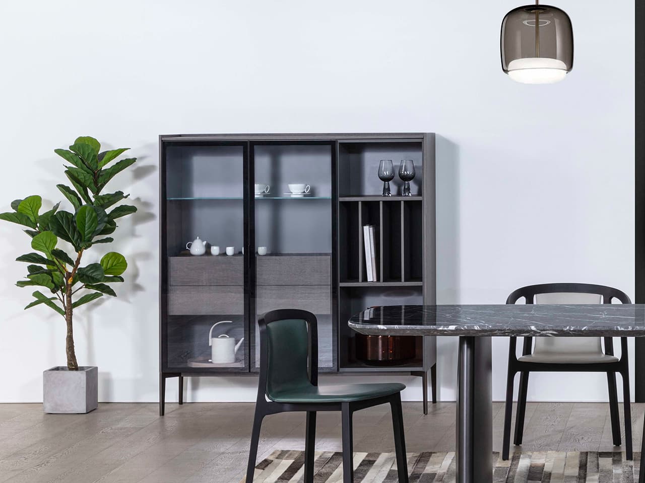 CAMERICH
MATRIX
Wooden highboard with doors