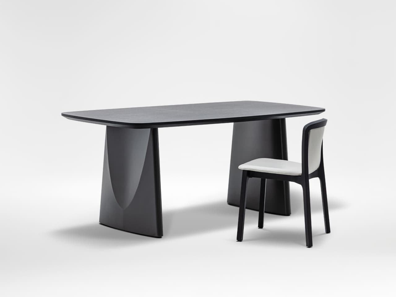 CAMERICH
OLIVE
Rectangular marble table